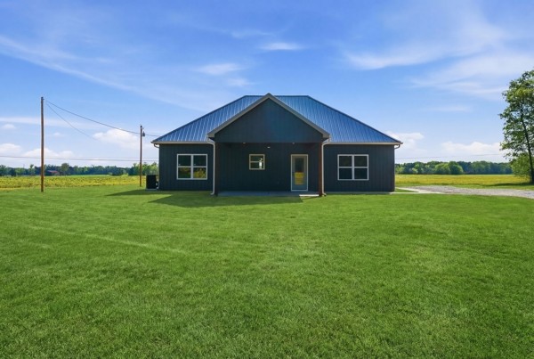 1180 Belfast Farmington Road Lewisburg, TN 37091 - Photo 5 of 41 a view of a house with a big yard