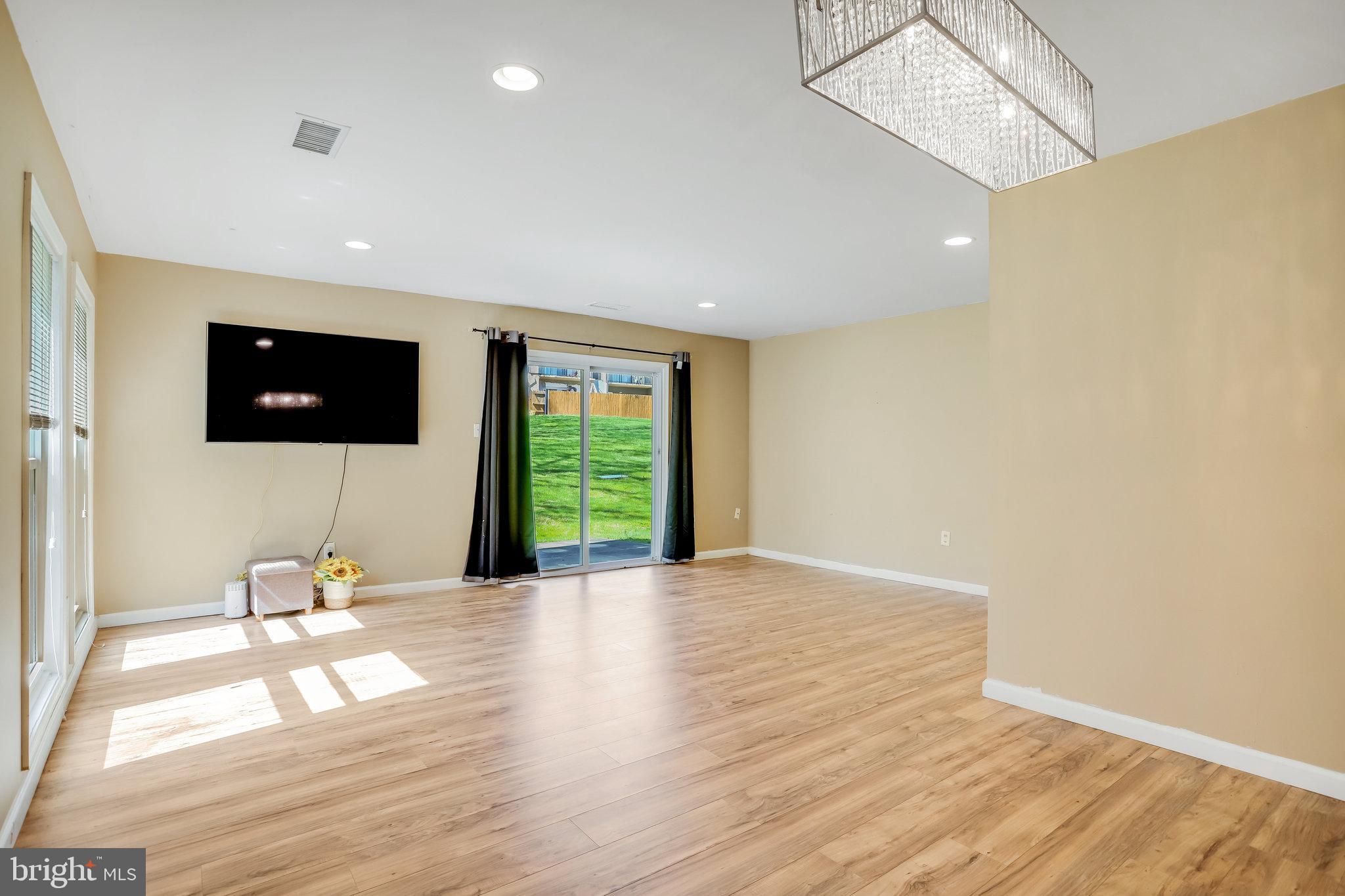 11382 Laurelwalk Drive, Unit B54 Laurel, MD 20708 - Photo 17 of 43