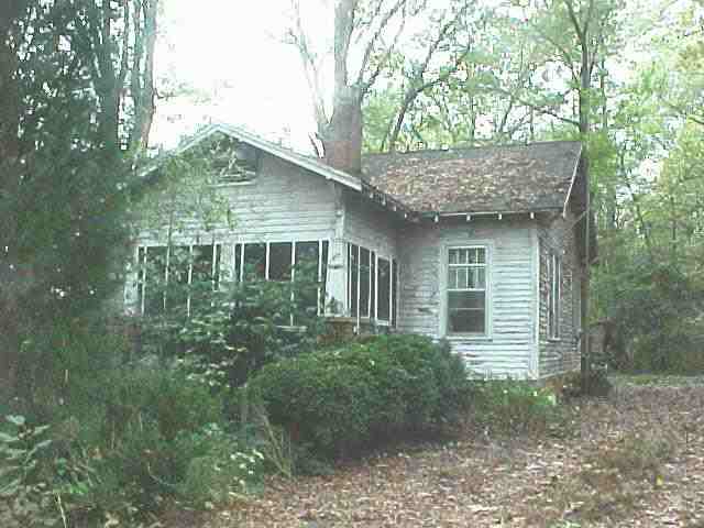 112 Sanders Street Anderson, SC 29624 - Photo 2 of 9 Gallery Image 2