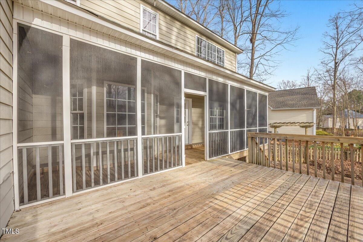 1401 Kabanek Raleigh, NC 27603 - Photo 31 of 42 33-2A1A3736