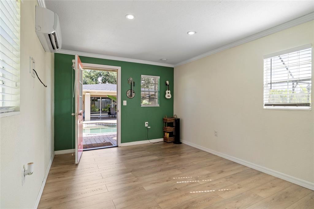 5031 Lakewood Road Sebring, FL 33875 - Photo 58 of 77 an empty room with closet and a window