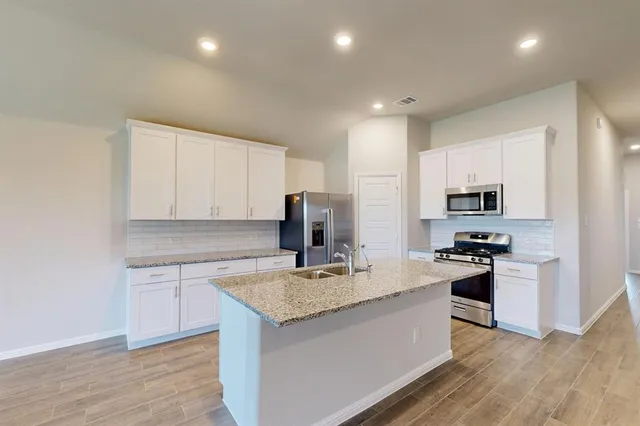 $334,990 | 400 Waterman Avenue, Princeton, TX 75407