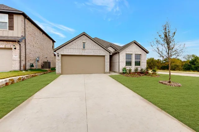 $334,990 | 400 Waterman Avenue, Princeton, TX 75407