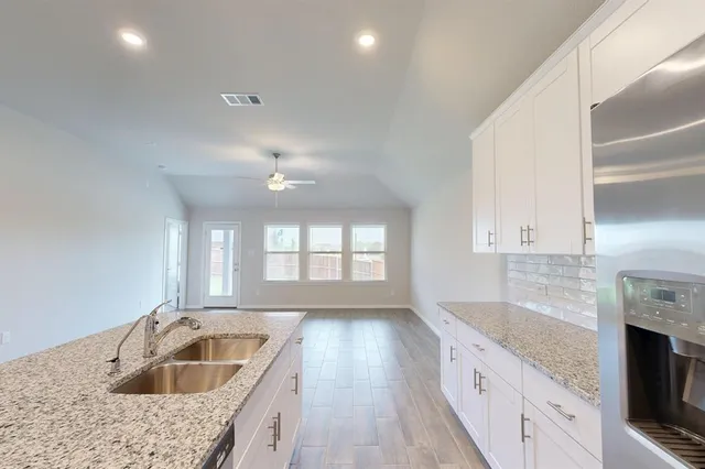 $334,990 | 400 Waterman Avenue, Princeton, TX 75407