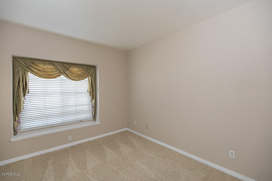 531 Bluegrass Street Simi Valley, CA 93065 - Photo 19 of 53 Downstairs Bedroom