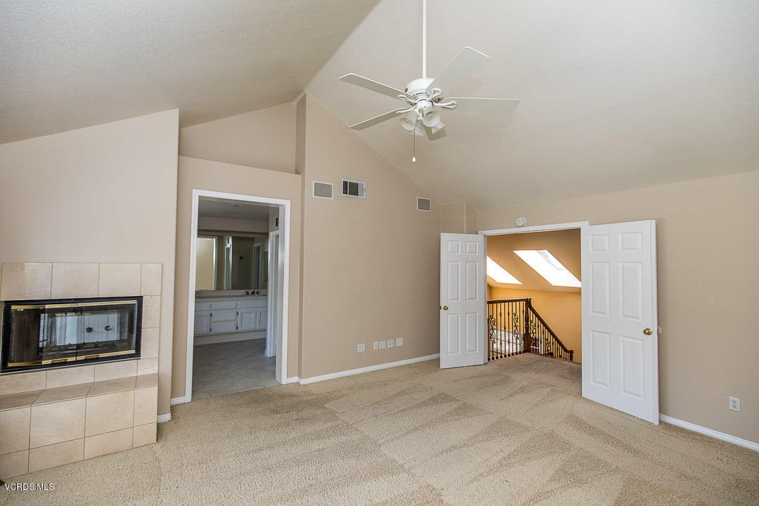 531 Bluegrass Street Simi Valley, CA 93065 - Photo 23 of 53 Master Bedroom
