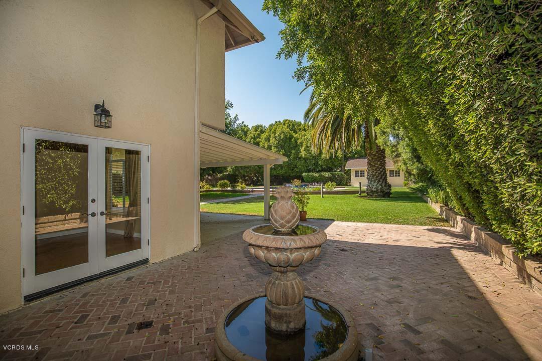 531 Bluegrass Street Simi Valley, CA 93065 - Photo 35 of 53 Side Yard