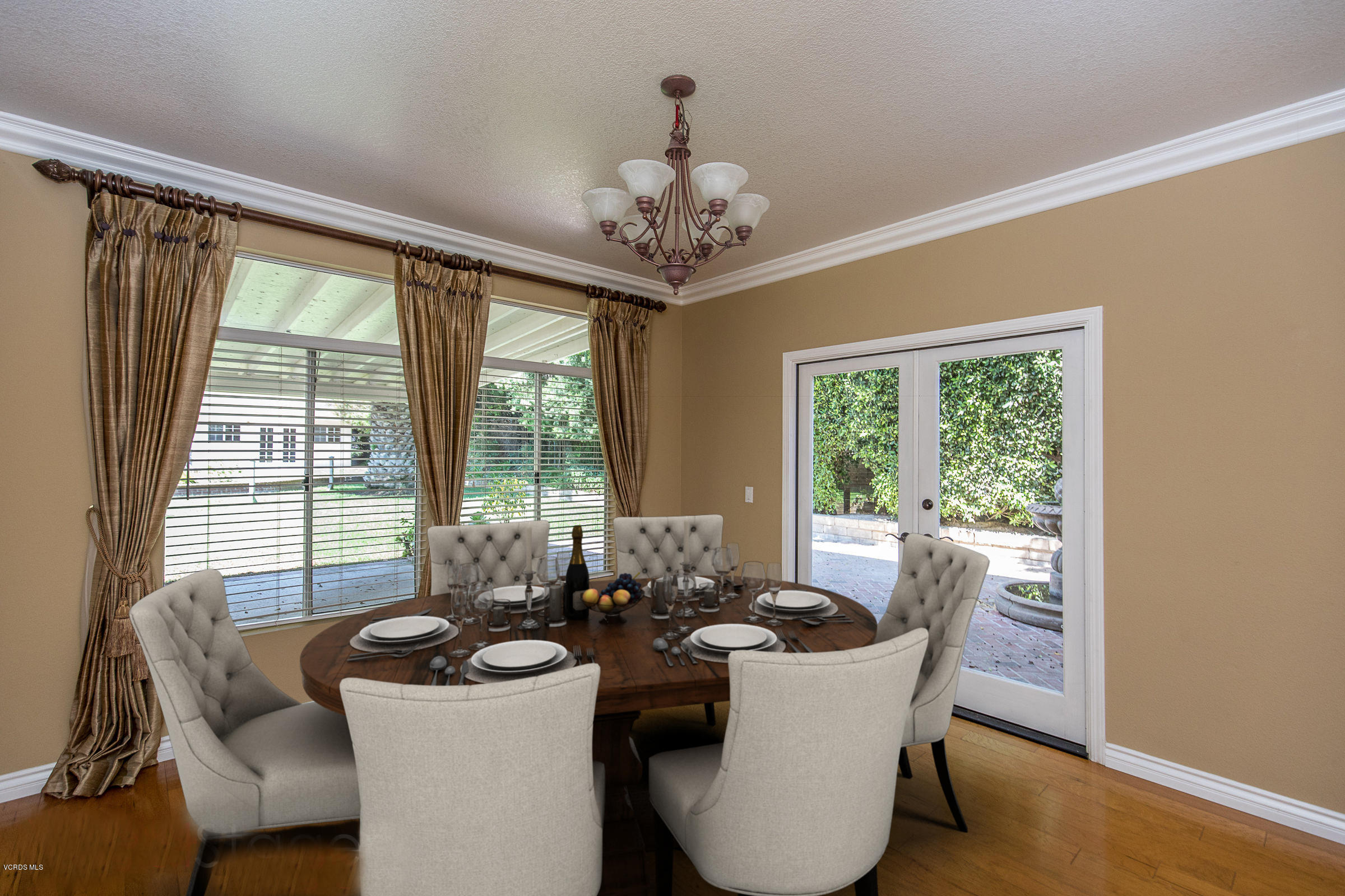 531 Bluegrass Street Simi Valley, CA 93065 - Photo 6 of 53 Dining Room
