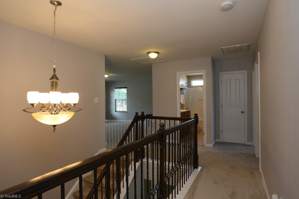 3536 Lamplight Way High Point, NC 27265 - Photo 14 of 29 Gallery Image 14