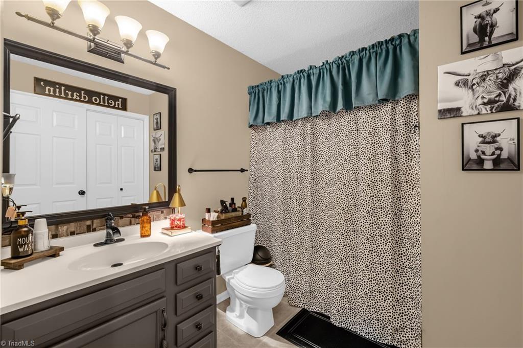 1501 Alamance Church Road Greensboro, NC 27406 - Photo 12 of 32