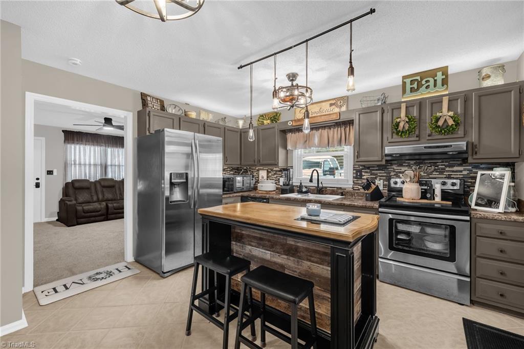 1501 Alamance Church Road Greensboro, NC 27406 - Photo 8 of 32