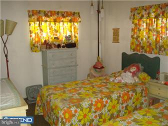 27 Gamewood Road Levittown, PA 19057 - Photo 8 of 12 Bedroom 2