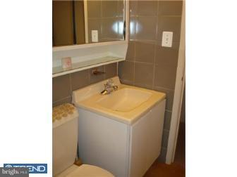 27 Gamewood Road Levittown, PA 19057 - Photo 9 of 12 Bathroom