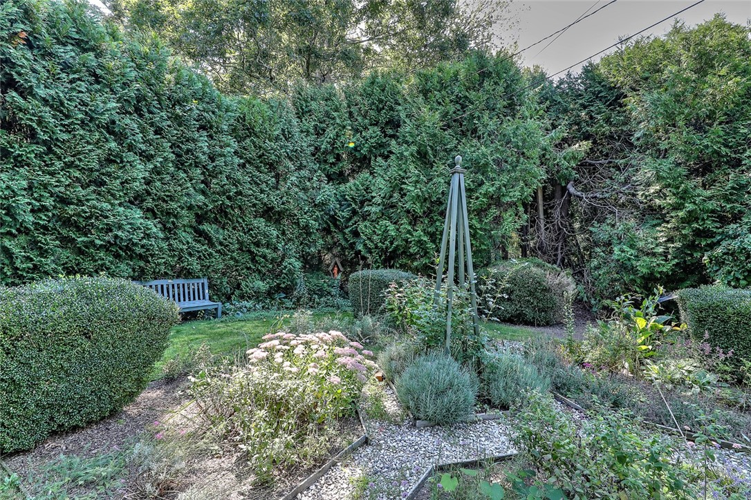 137 Sanctuary Road Charlestown, RI 02813 - Photo 16 of 23 Gallery Image 16