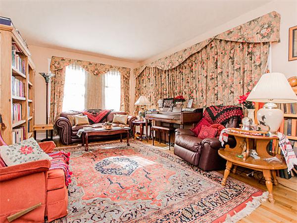 43 Algonquin Road Newton, MA 02467 - Photo 14 of 24 Gallery Image 14