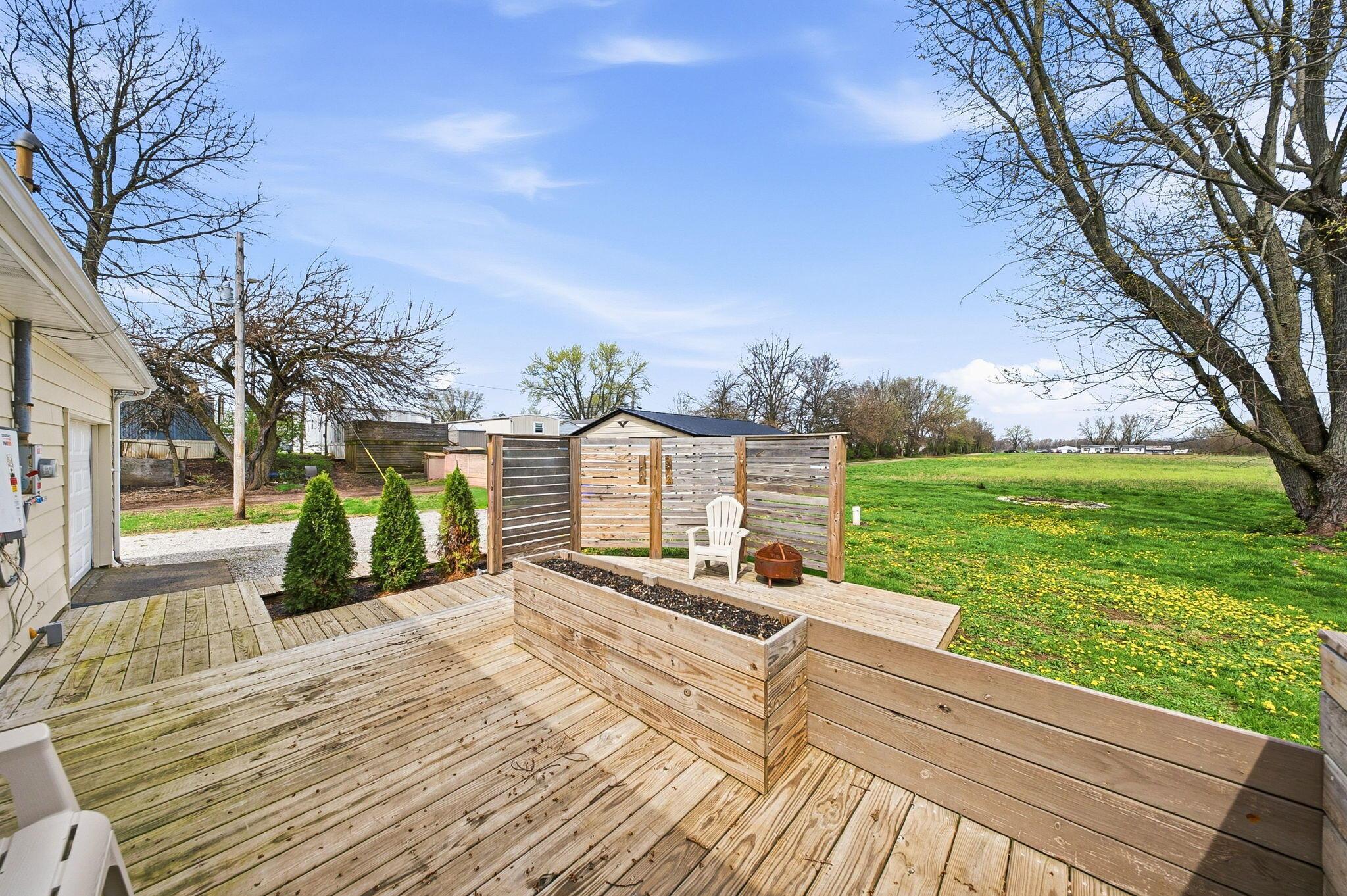 9891 Shepherd Road Lockbourne, OH 43137 - Photo 41 of 57 Rear deck multiple levels; planters & privacy screen