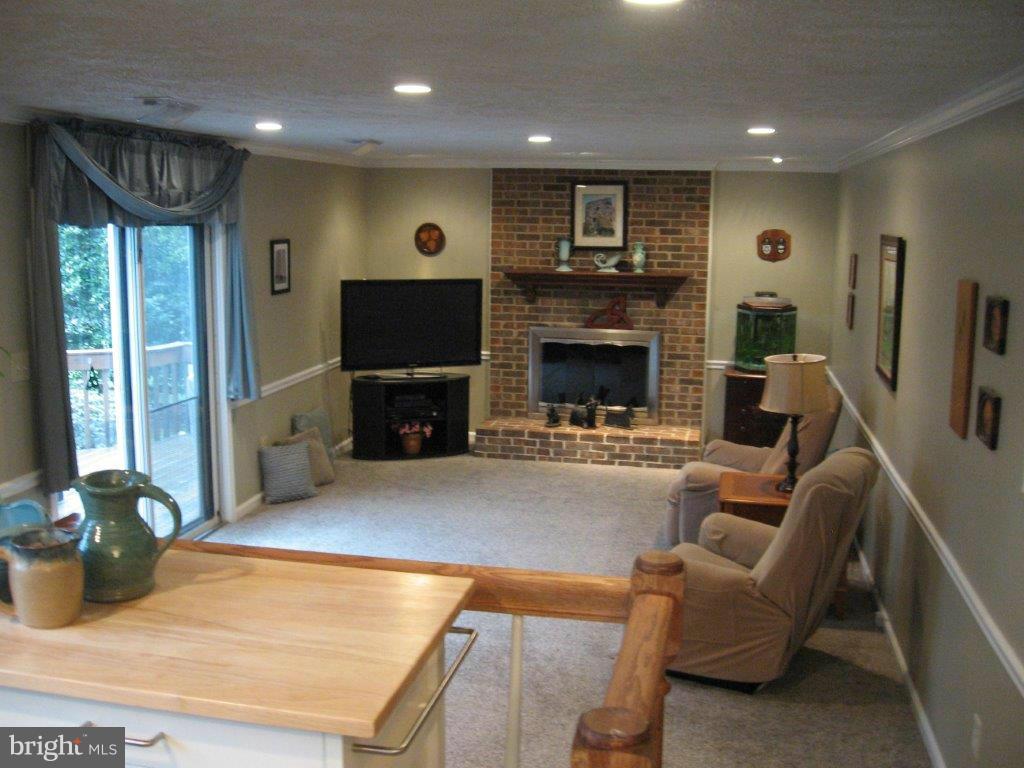 2471 Freetown Drive Reston, VA 20191 - Photo 19 of 30 Family Room