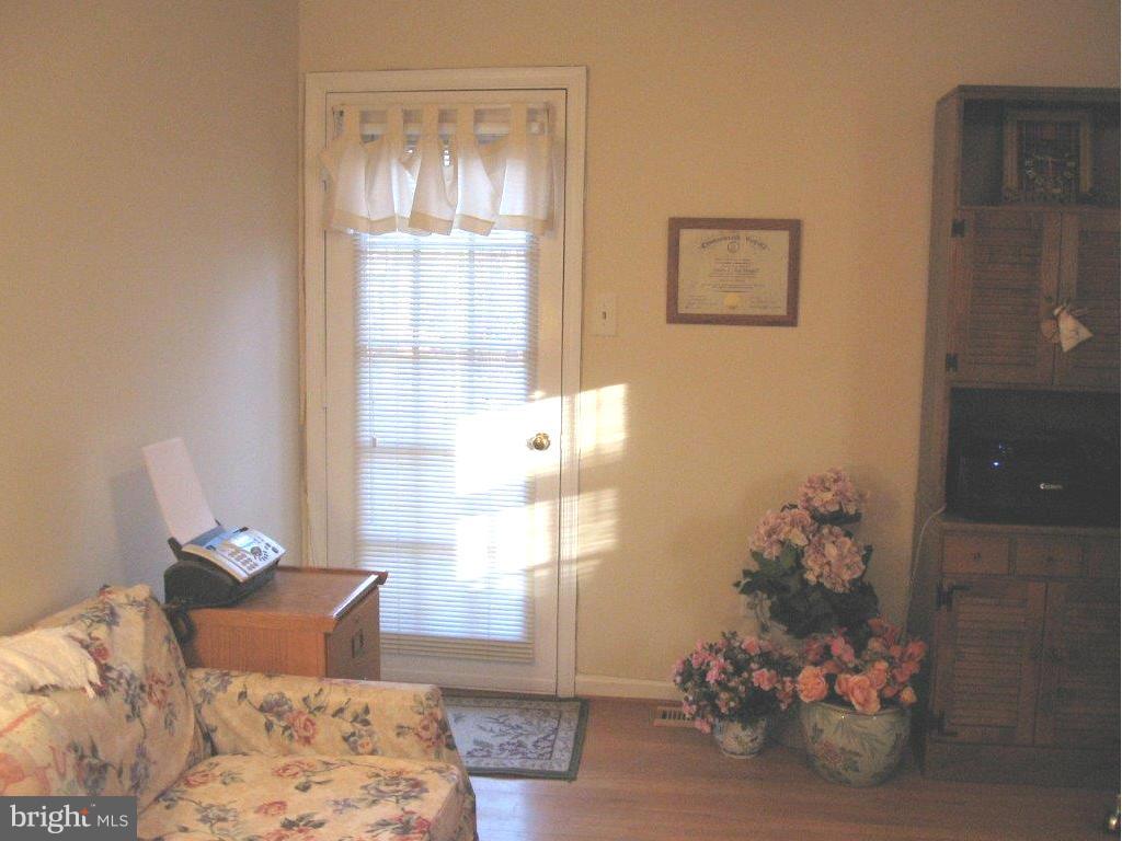 2471 Freetown Drive Reston, VA 20191 - Photo 5 of 30 Bedroom