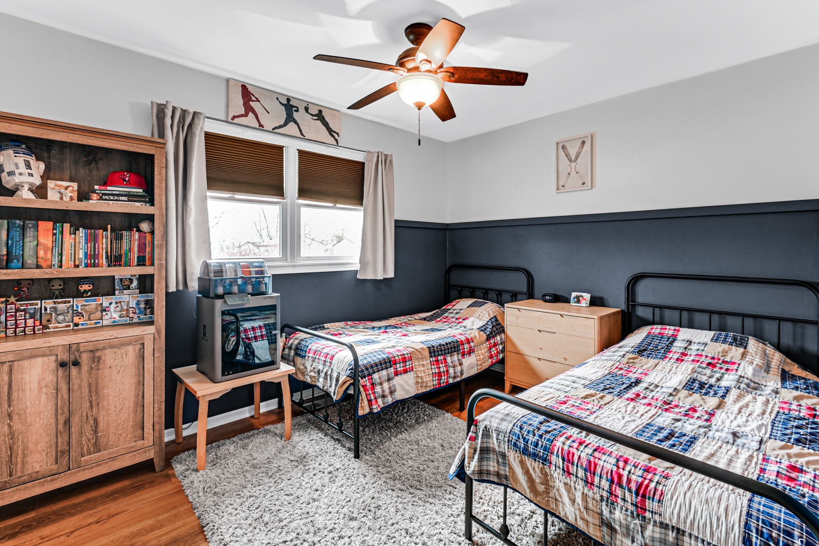 20607 South Acorn Ridge Drive Frankfort, IL 60423 - Photo 12 of 18 a bedroom with bed and a window