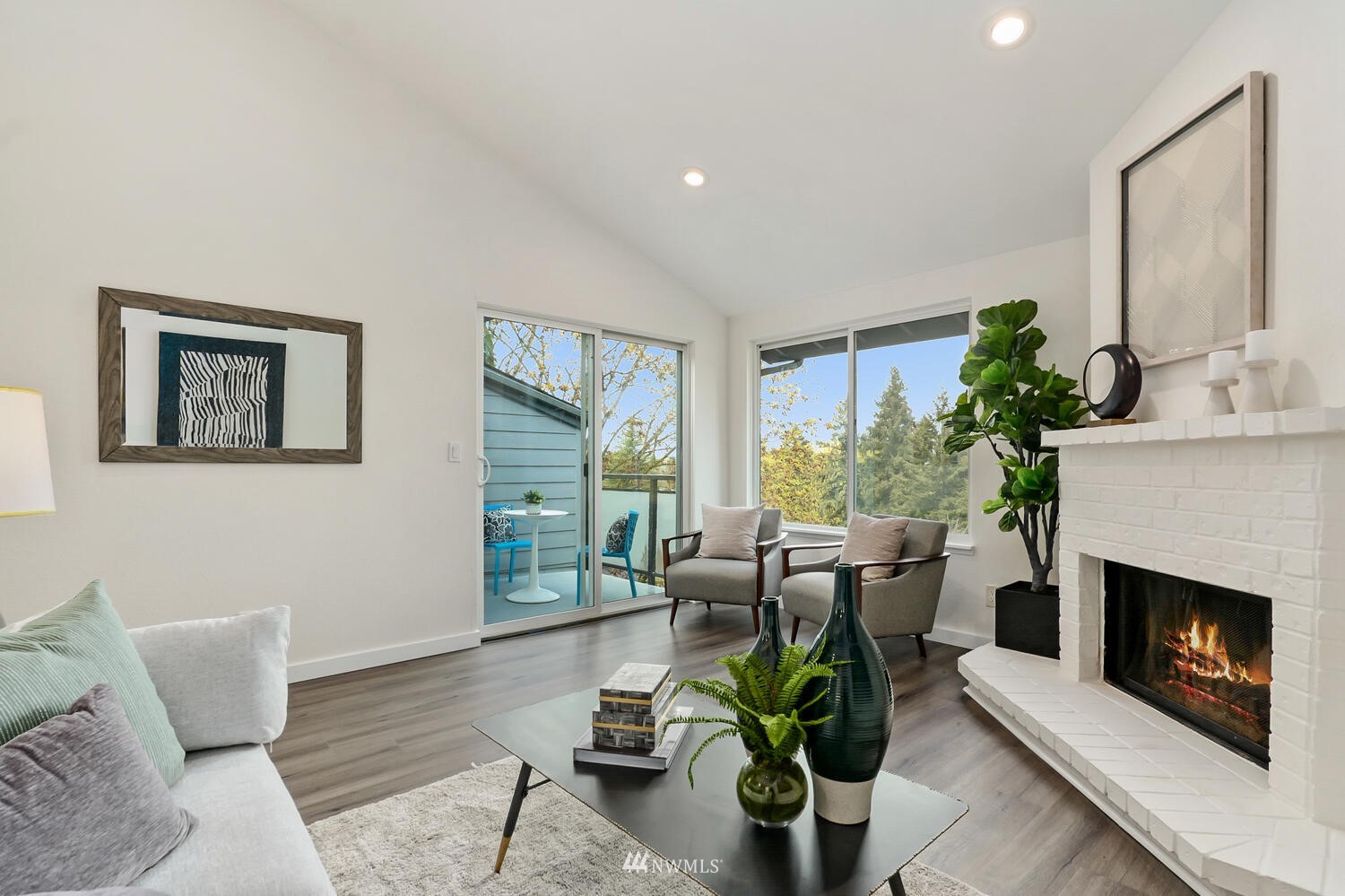 2507 Northeast 4th Street, Unit 338 Renton, WA 98056 - Photo 3 of 19 Gallery Image 3
