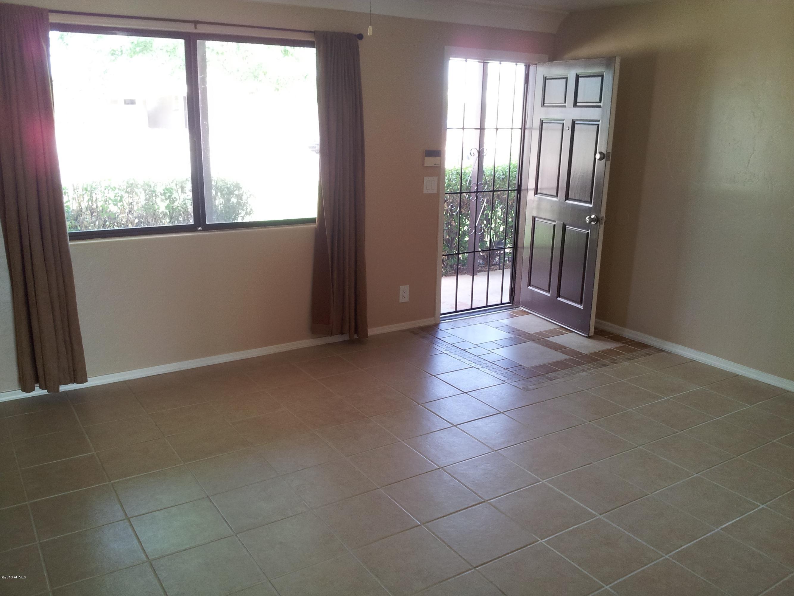 2917 West Bloomfield Road Phoenix, AZ 85029 - Photo 4 of 22 5Front Entry