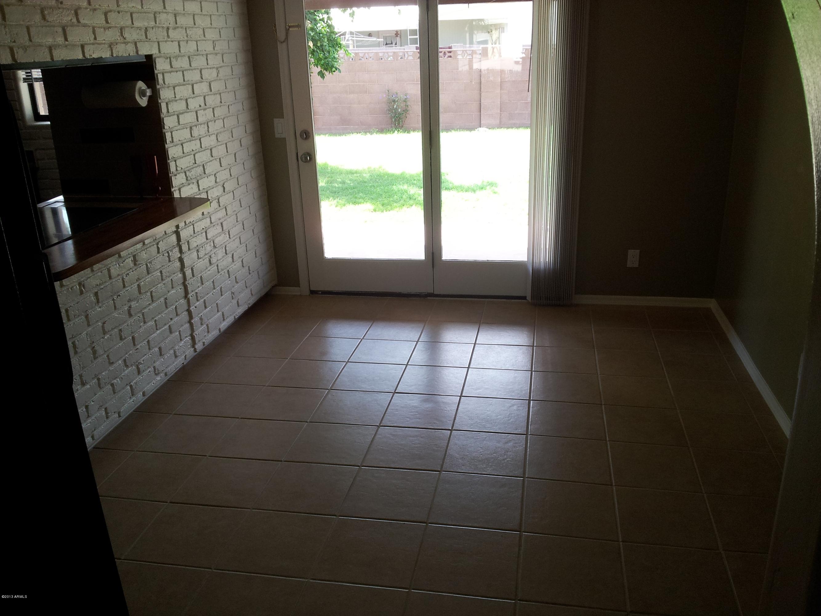 2917 West Bloomfield Road Phoenix, AZ 85029 - Photo 5 of 22 6Eat-In Area