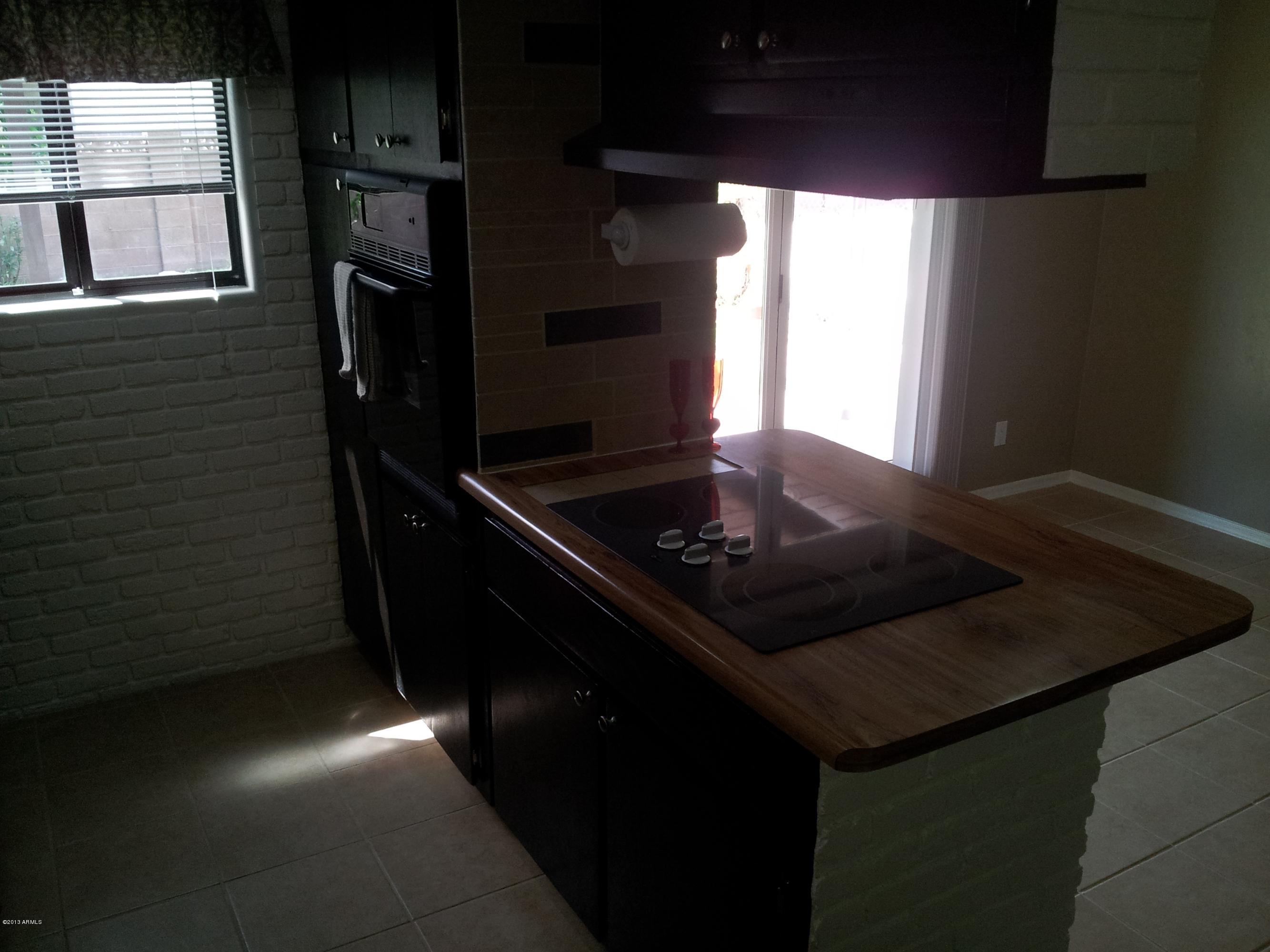 2917 West Bloomfield Road Phoenix, AZ 85029 - Photo 7 of 22 8Kitchen2