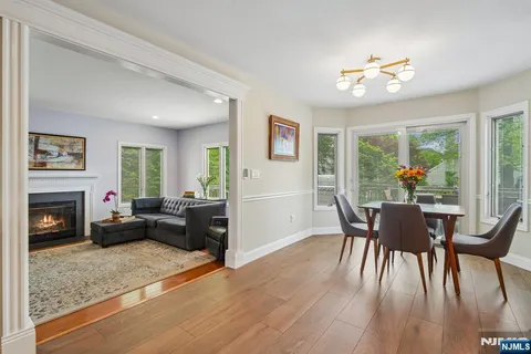 $1,250,000 | 22 Wagon Trail, Mahwah, NJ 07430