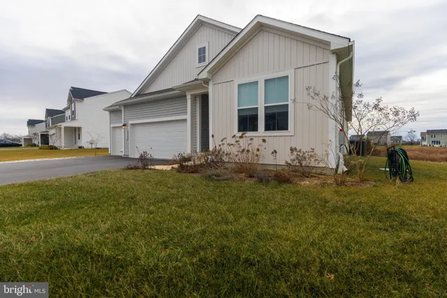 $445,000 | 2098 Mandarin Drive, Chambersburg, PA 17202