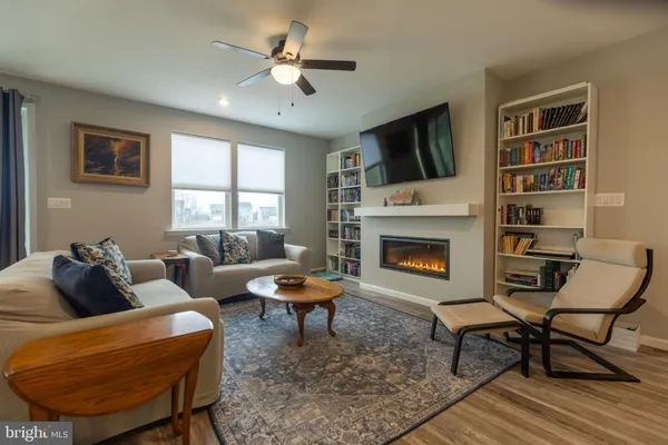 $399,800 | 2098 Mandarin Drive, Chambersburg, PA 17202