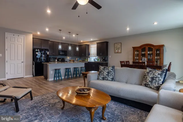 $445,000 | 2098 Mandarin Drive, Chambersburg, PA 17202