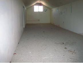 4263 Pima Way Rimrock, AZ 86335 - Photo 4 of 10 an empty room with a window
