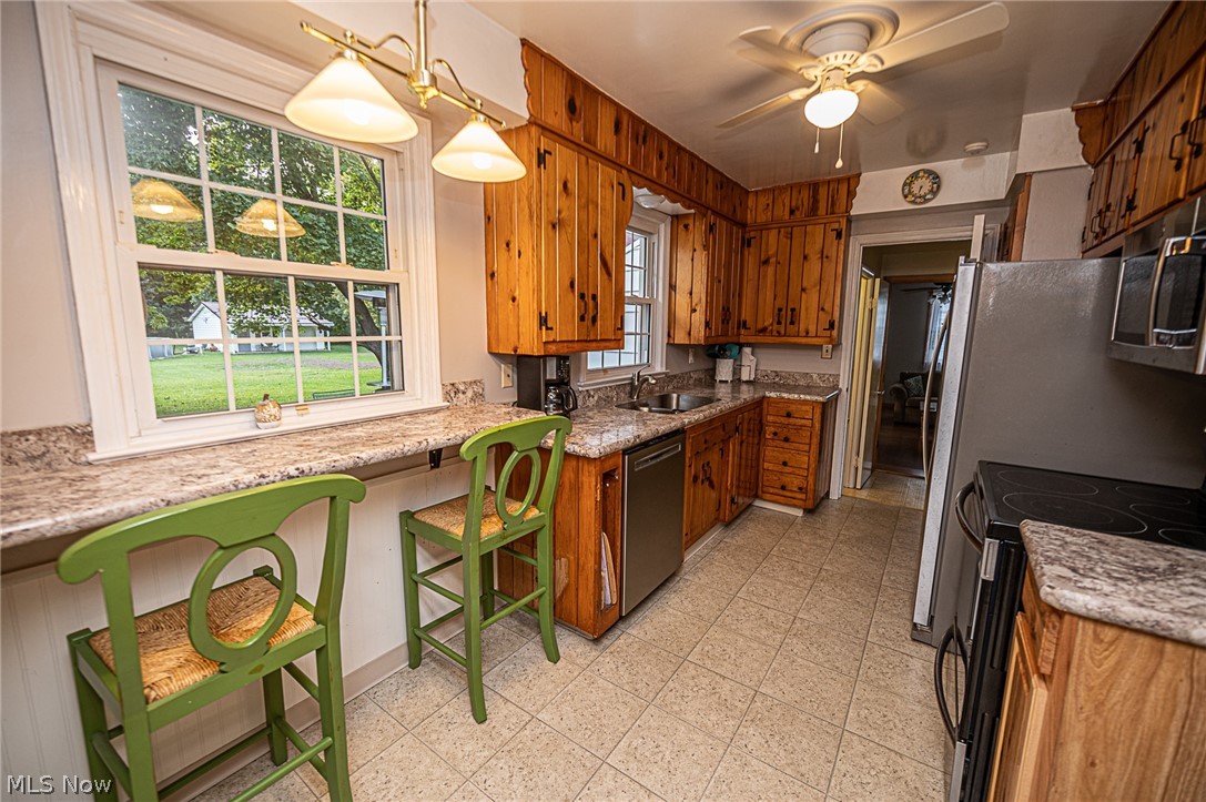 7604 Hopkins Road Mentor, OH 44060 - Photo 9 of 29 Gallery Image 9