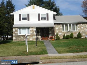 9868 Bridle Road Philadelphia, PA 19115 - Photo 2 of 12