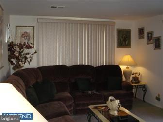 9868 Bridle Road Philadelphia, PA 19115 - Photo 10 of 12