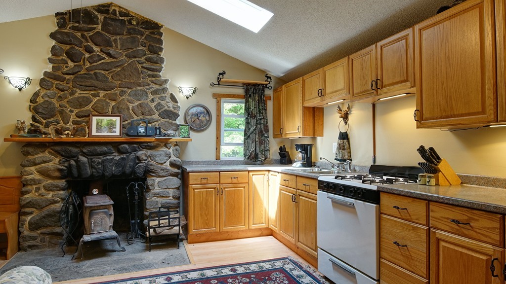169 Kinney Brook Road Chester, MA 01011 - Photo 3 of 28