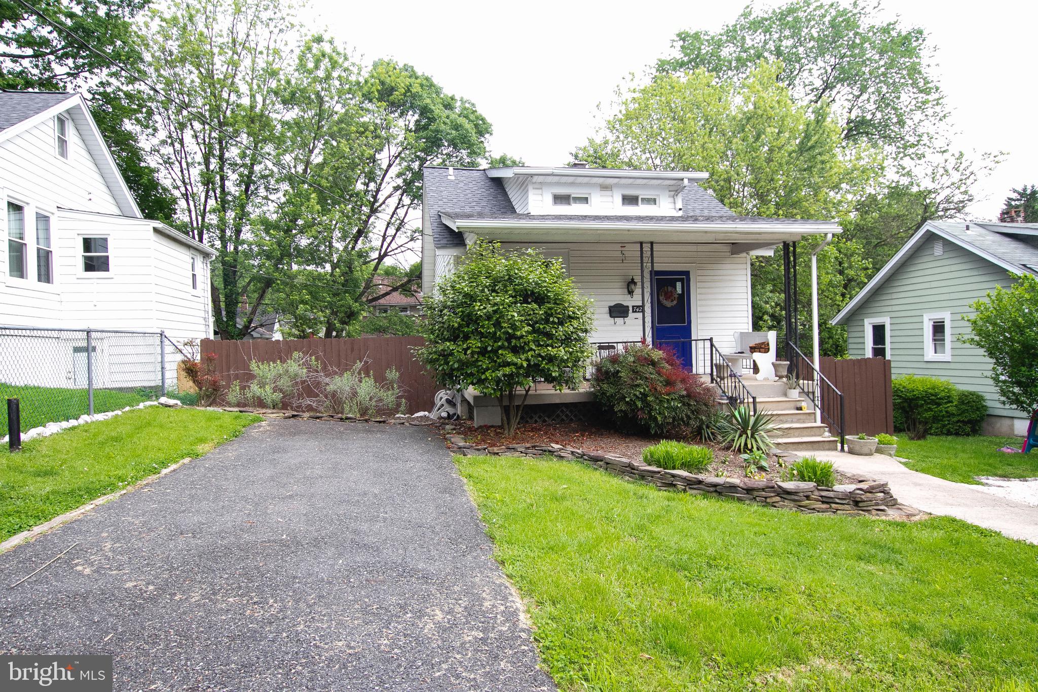 742 Overbrook Road Baltimore, MD 21212 - Photo 2 of 31