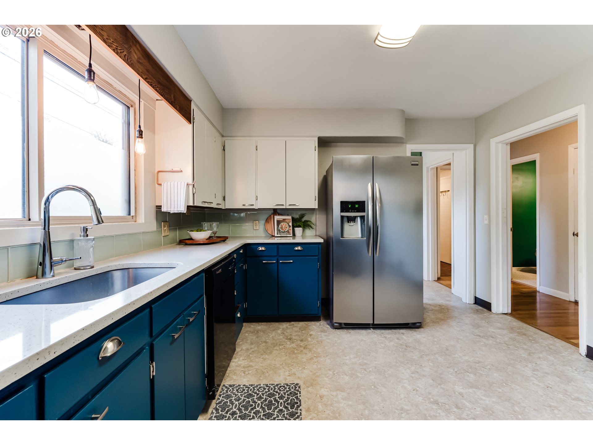 525 10th Street Springfield, OR 97477 - Photo 18 of 47