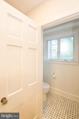 $529,000 | 501 East Gravers Lane, Glenside, PA 19038