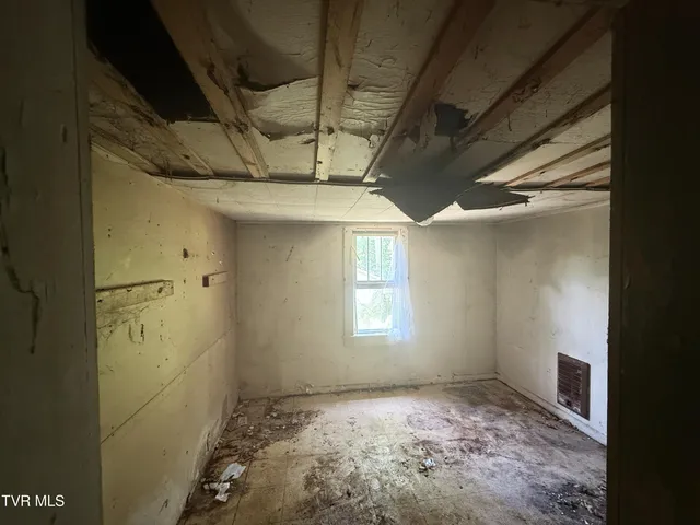 $68,000 | 1340 Ryan Road, Fall Branch, TN 37656