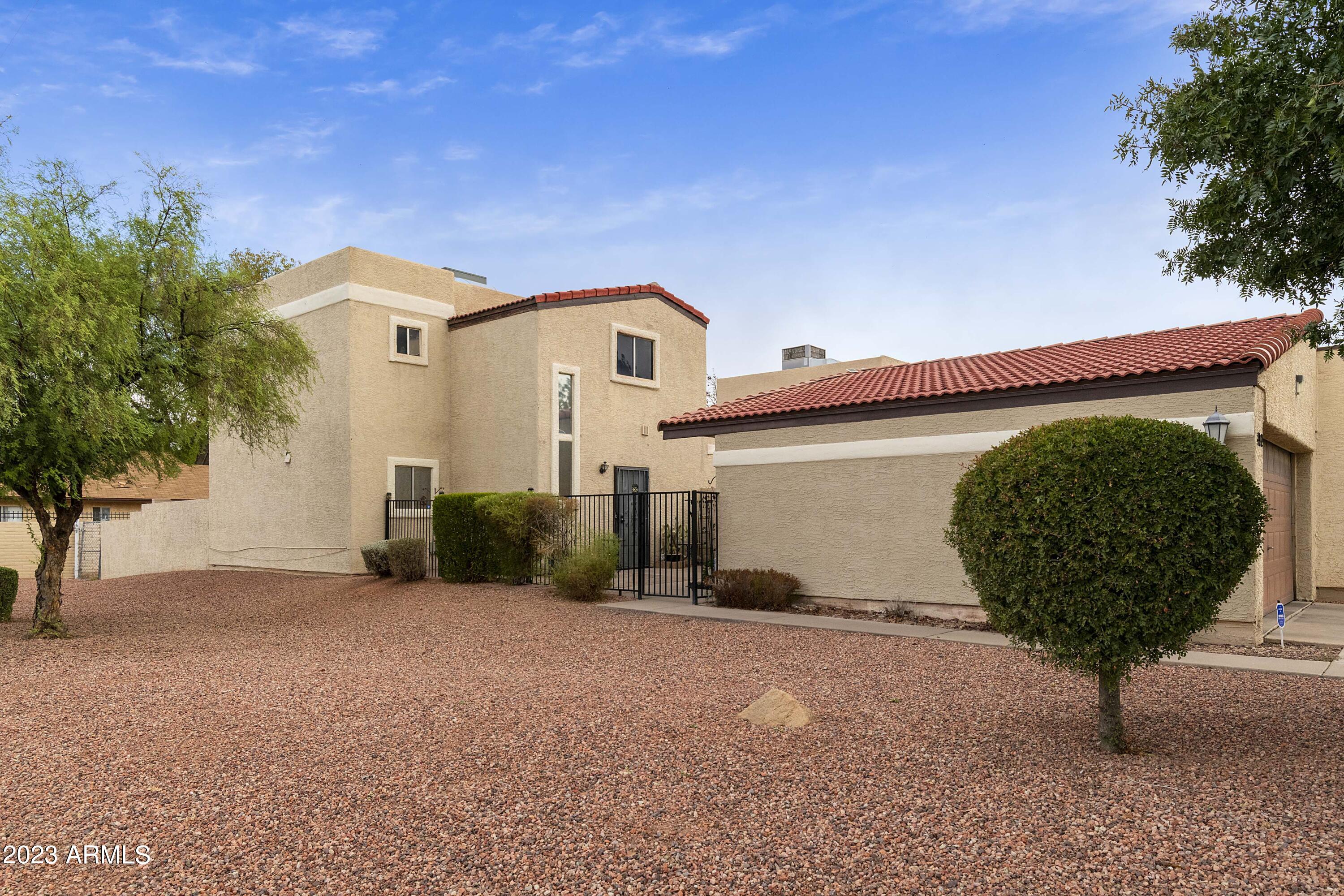 402 East Pecan Road Phoenix, AZ 85040 - Photo 2 of 21 CORNER LOT