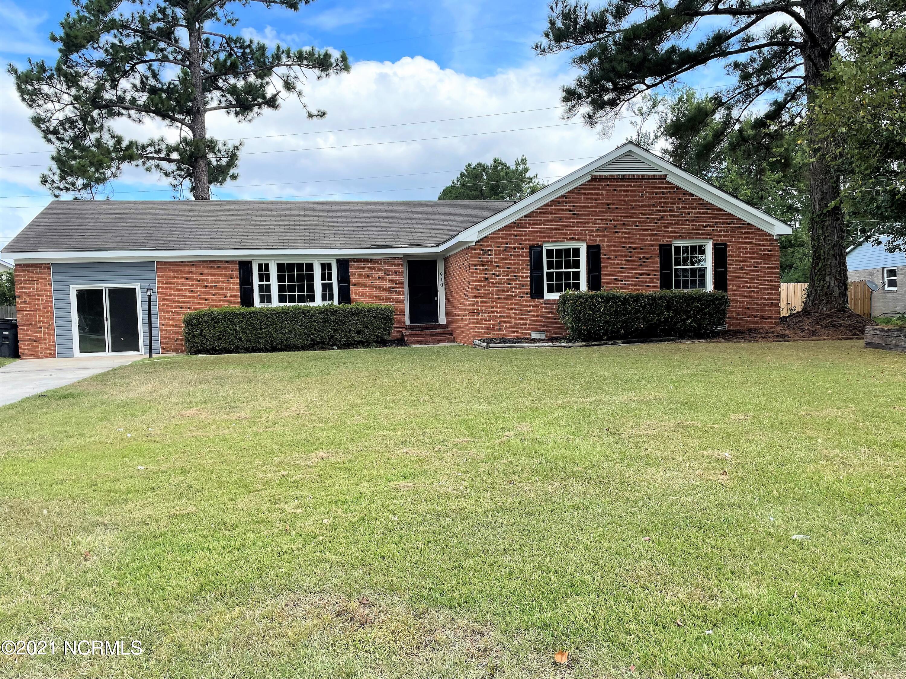 910 Winchester Road Jacksonville, NC 28546 - Photo 1 of 24 front