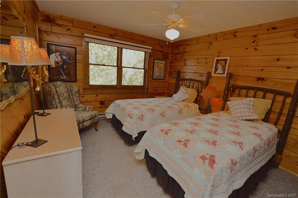 1325 Scenic View Road Maggie Valley, NC 28751 - Photo 17 of 24 Gallery Image 17