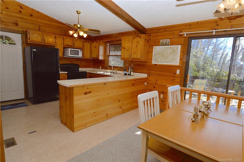 1325 Scenic View Road Maggie Valley, NC 28751 - Photo 10 of 24 Gallery Image 10
