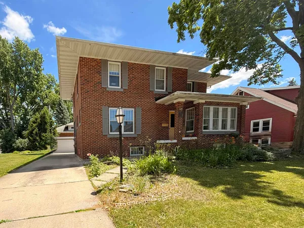 $289,900 | 447 South Park Avenue, Fond du Lac, WI 54935