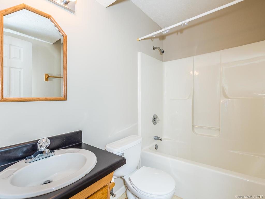 31 Red Oak Forest Road Fairview, NC 28730 - Photo 12 of 22 Gallery Image 12