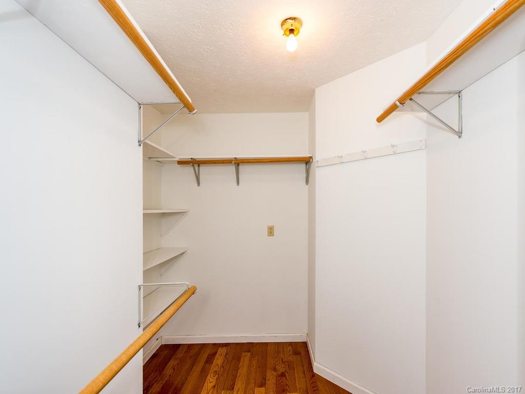 31 Red Oak Forest Road Fairview, NC 28730 - Photo 13 of 22 Gallery Image 13