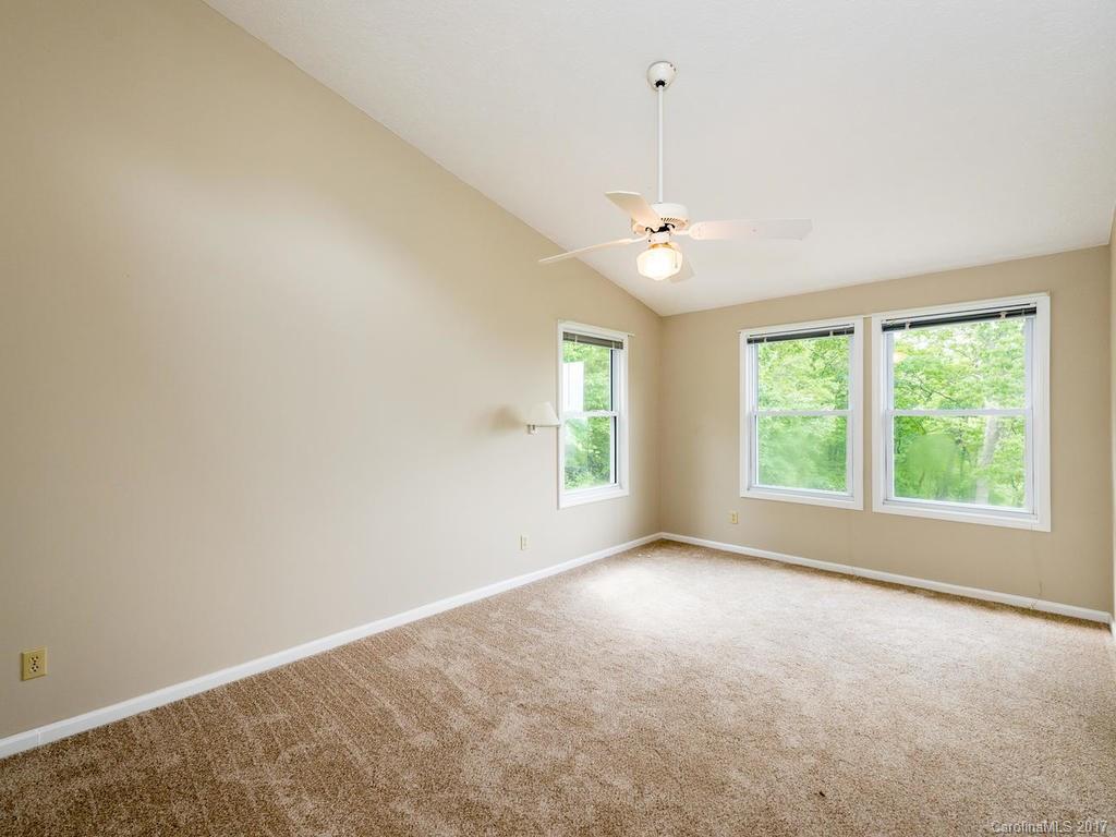 31 Red Oak Forest Road Fairview, NC 28730 - Photo 16 of 22 Gallery Image 16