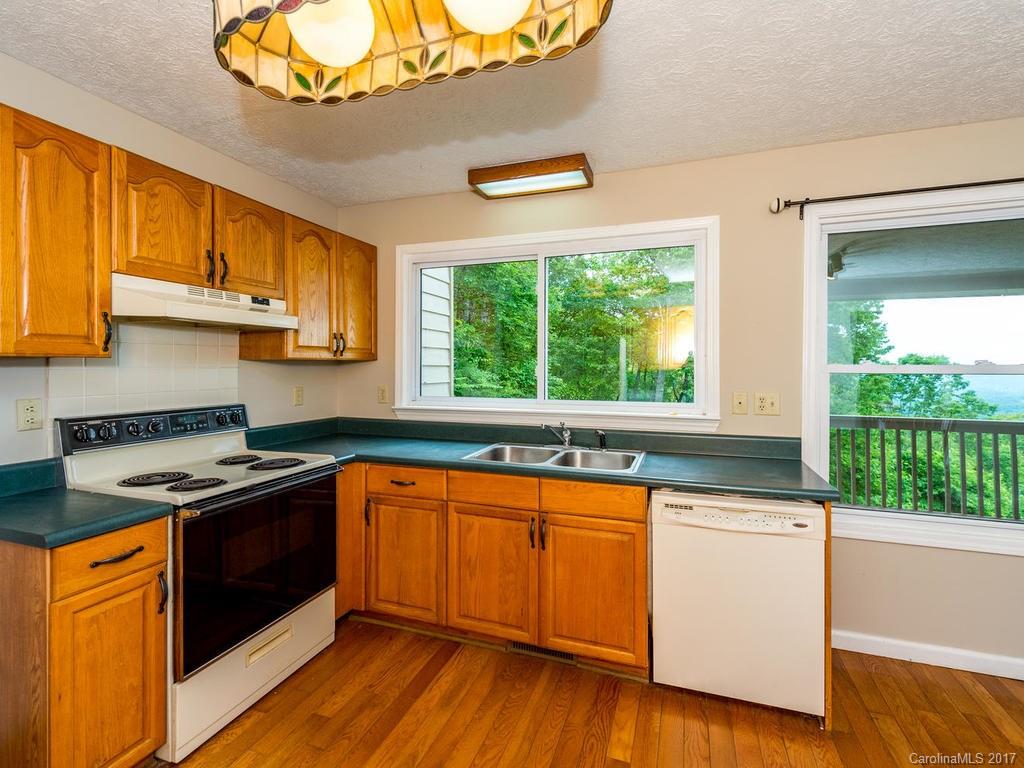 31 Red Oak Forest Road Fairview, NC 28730 - Photo 10 of 22 Gallery Image 10