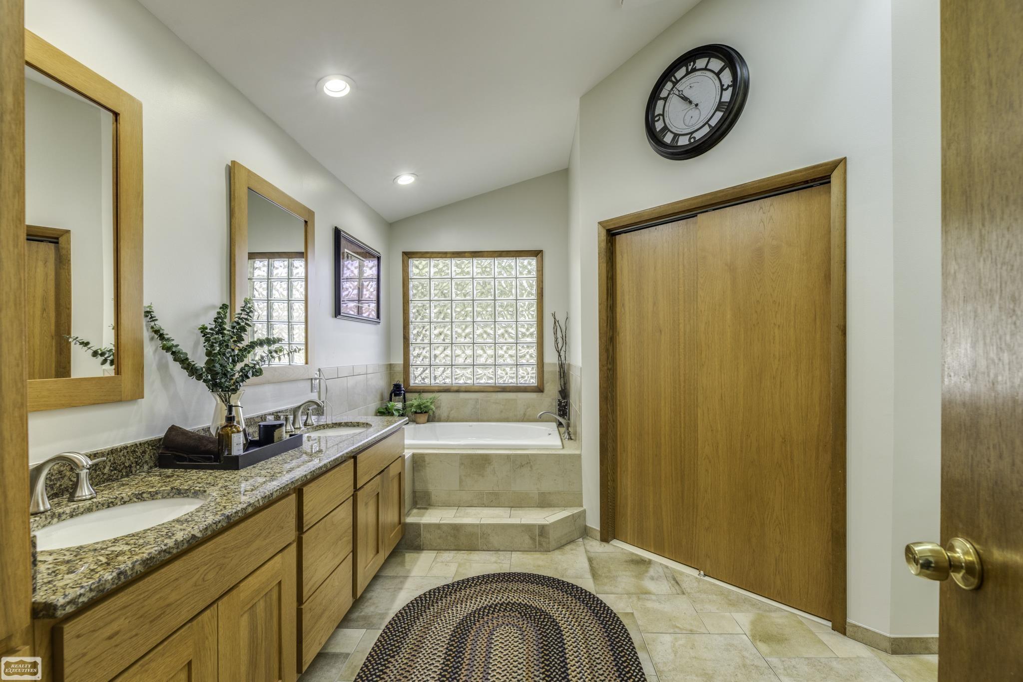 4564 Hagerman Road Leonard, MI 48367 - Photo 23 of 50
